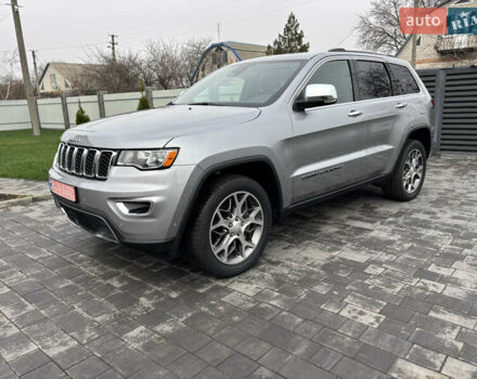 Серый Джип Гранд Чероки, объемом двигателя 3.6 л и пробегом 71 тыс. км за 24999 $, фото 1 на Automoto.ua