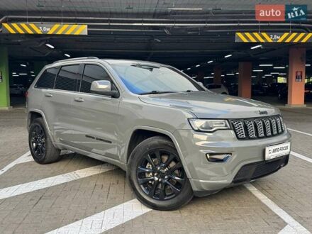 Сірий Джип Grand Cherokee, об'ємом двигуна 3.6 л та пробігом 66 тис. км за 29990 $, фото 1 на Automoto.ua