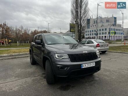 Сірий Джип Grand Cherokee, об'ємом двигуна 3.6 л та пробігом 61 тис. км за 25700 $, фото 1 на Automoto.ua