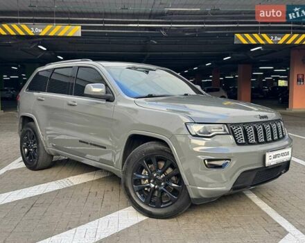 Серый Джип Гранд Чероки, объемом двигателя 3.6 л и пробегом 69 тыс. км за 27990 $, фото 1 на Automoto.ua