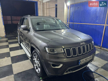 Сірий Джип Grand Cherokee, об'ємом двигуна 2.99 л та пробігом 92 тис. км за 41000 $, фото 1 на Automoto.ua