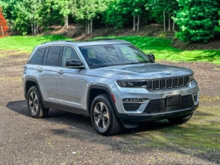 Серый Джип Гранд Чероки, объемом двигателя 2 л и пробегом 10 тыс. км за 18700 $, фото 1 на Automoto.ua