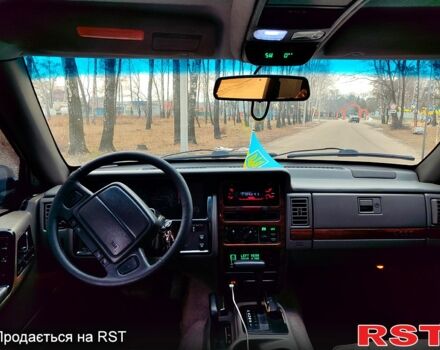 Синий Джип Гранд Чероки, объемом двигателя 5.2 л и пробегом 267 тыс. км за 6500 $, фото 12 на Automoto.ua