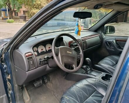 Джип Гранд Чероки 2001 в Балаклее на Automoto.ua Синий Джип Гранд Чероки, объемом двигателя 0 л и пробегом 300 тыс. км за 4075 $, фото 7 на Automoto.ua