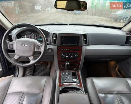 Синий Джип Гранд Чероки, объемом двигателя 5.65 л и пробегом 230 тыс. км за 15900 $, фото 18 на Automoto.ua