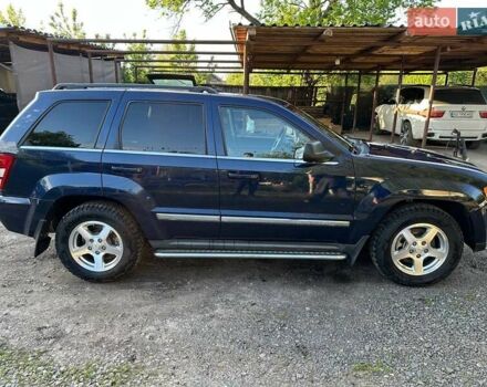 Синий Джип Гранд Чероки, объемом двигателя 5.65 л и пробегом 198 тыс. км за 11500 $, фото 3 на Automoto.ua
