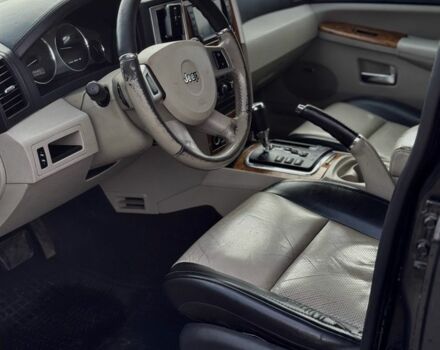 Синий Джип Гранд Чероки, объемом двигателя 3 л и пробегом 400 тыс. км за 6300 $, фото 6 на Automoto.ua