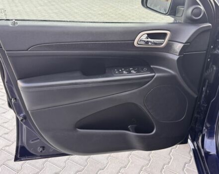 Джип Гранд Чероки 2017 в Киеве на Automoto.ua Синий Джип Гранд Чероки, объемом двигателя 3.6 л и пробегом 151 тыс. км за 18900 $, фото 12 на Automoto.ua