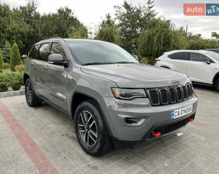 Джип Гранд Чероки 2019 в Черкассах на Automoto.ua Синий Джип Гранд Чероки, объемом двигателя 3.6 л и пробегом 127 тыс. км за 28500 $, фото 4 на Automoto.ua