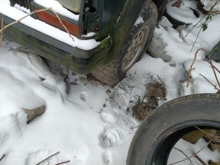 Синий Джип Гранд Чероки, объемом двигателя 2 л и пробегом 400 тыс. км за 1600 $, фото 1 на Automoto.ua