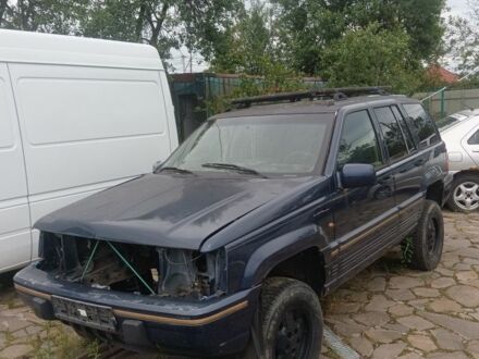Джип Grand Cherokee 1996 у Мукачеве на Automoto.ua Синій Джип Grand Cherokee, об'ємом двигуна 4 л та пробігом 250 тис. км за 1800 $, фото 1 на Automoto.ua