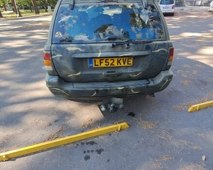 Зеленый Джип Гранд Чероки, объемом двигателя 2.7 л и пробегом 2 тыс. км за 3500 $, фото 2 на Automoto.ua