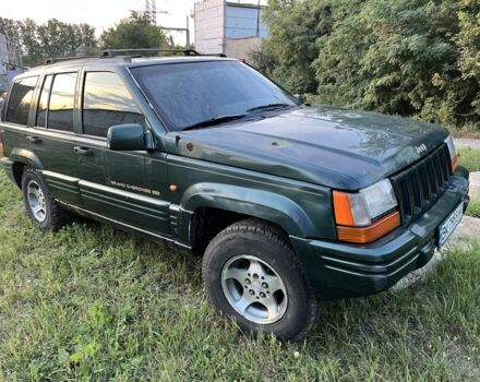 Джип Гранд Чероки 1994 в Харькове на Automoto.ua Зеленый Джип Гранд Чероки, объемом двигателя 2.5 л и пробегом 385 тыс. км за 3750 $, фото 1 на Automoto.ua