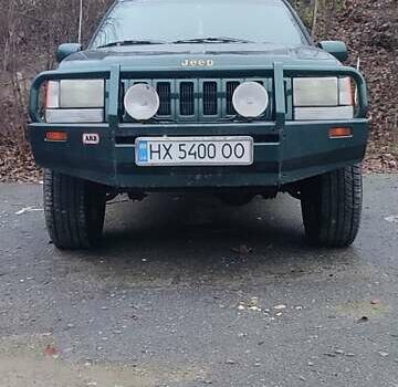 Зелений Джип Grand Cherokee, об'ємом двигуна 5.2 л та пробігом 421 тис. км за 3000 $, фото 1 на Automoto.ua
