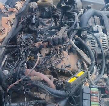 Зелений Джип Grand Cherokee, об'ємом двигуна 5.2 л та пробігом 421 тис. км за 3000 $, фото 7 на Automoto.ua