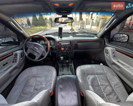 Зелений Джип Grand Cherokee, об'ємом двигуна 2.7 л та пробігом 376 тис. км за 9800 $, фото 17 на Automoto.ua