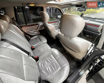 Зелений Джип Grand Cherokee, об'ємом двигуна 2.7 л та пробігом 376 тис. км за 9800 $, фото 24 на Automoto.ua