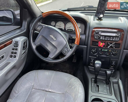 Зелений Джип Grand Cherokee, об'ємом двигуна 2.7 л та пробігом 376 тис. км за 9800 $, фото 18 на Automoto.ua