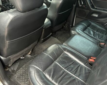 Зеленый Джип Гранд Чероки, объемом двигателя 2.7 л и пробегом 222 тыс. км за 3800 $, фото 11 на Automoto.ua