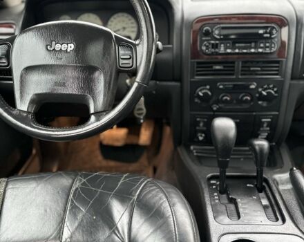 Зеленый Джип Гранд Чероки, объемом двигателя 2.7 л и пробегом 222 тыс. км за 3800 $, фото 8 на Automoto.ua