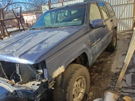 Джип Grand Cherokee 1994 у Дніпро (Дніпропетровську) на Automoto.ua Зелений Джип Grand Cherokee, об'ємом двигуна 2.5 л та пробігом 360 тис. км за 1850 $, фото 1 на Automoto.ua