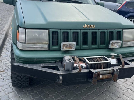 Джип Grand Cherokee 1995 у Одесі на Automoto.ua Зелений Джип Grand Cherokee, об'ємом двигуна 5.2 л та пробігом 360 тис. км за 4950 $, фото 1 на Automoto.ua