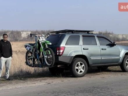 Зелений Джип Grand Cherokee, об'ємом двигуна 2.99 л та пробігом 260 тис. км за 19000 $, фото 1 на Automoto.ua