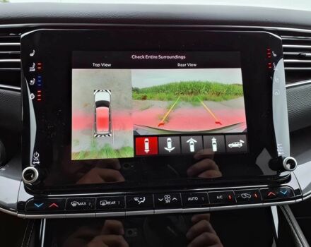 Джип Гранд Вагонер 2024 в Ровно на Automoto.ua Черный Джип Гранд Вагонер, объемом двигателя 3 л и пробегом 24 тыс. км за 21000 $, фото 10 на Automoto.ua