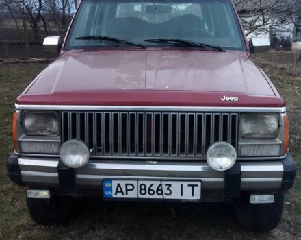 Красный Джип Гранд Вагонер, объемом двигателя 2.1 л и пробегом 400 тыс. км за 3000 $, фото 1 на Automoto.ua