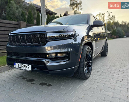 Серый Джип Гранд Вагонер, объемом двигателя 6.42 л и пробегом 51 тыс. км за 85000 $, фото 3 на Automoto.ua