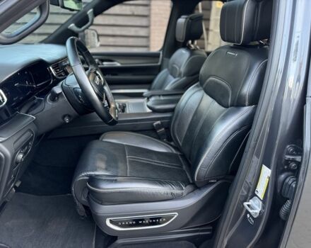 Серый Джип Гранд Вагонер, объемом двигателя 6.4 л и пробегом 53 тыс. км за 85000 $, фото 7 на Automoto.ua