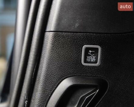 Синий Джип Гранд Вагонер, объемом двигателя 6.4 л и пробегом 16 тыс. км за 79000 $, фото 49 на Automoto.ua