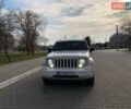 Белый Джип Либерти, объемом двигателя 3.7 л и пробегом 256 тыс. км за 7000 $, фото 5 на Automoto.ua