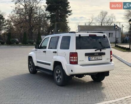 Белый Джип Либерти, объемом двигателя 3.7 л и пробегом 256 тыс. км за 7000 $, фото 14 на Automoto.ua