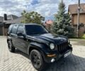 Чорний Джип Liberty, об'ємом двигуна 2.8 л та пробігом 340 тис. км за 8500 $, фото 1 на Automoto.ua