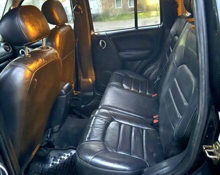 Черный Джип Либерти, объемом двигателя 2.5 л и пробегом 307 тыс. км за 3600 $, фото 7 на Automoto.ua