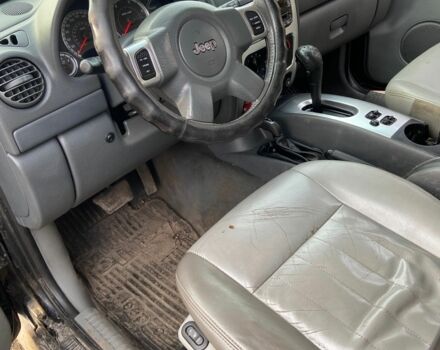 Чорний Джип Liberty, об'ємом двигуна 2.7 л та пробігом 3 тис. км за 3440 $, фото 12 на Automoto.ua