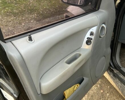 Чорний Джип Liberty, об'ємом двигуна 2.7 л та пробігом 3 тис. км за 3440 $, фото 13 на Automoto.ua