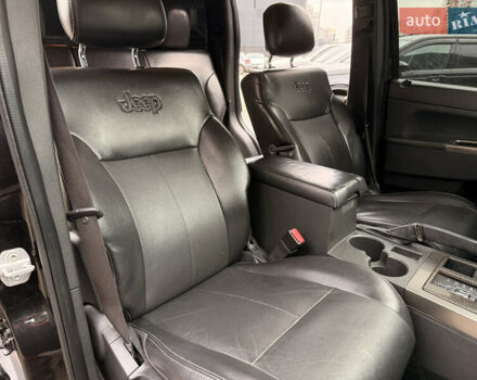 Черный Джип Либерти, объемом двигателя 3.7 л и пробегом 257 тыс. км за 6999 $, фото 17 на Automoto.ua