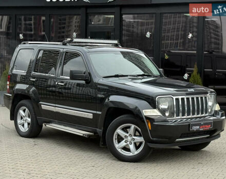 Черный Джип Либерти, объемом двигателя 3.7 л и пробегом 257 тыс. км за 6999 $, фото 4 на Automoto.ua