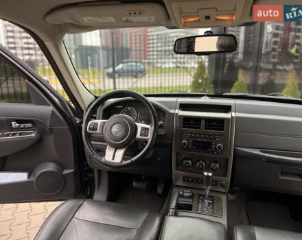 Черный Джип Либерти, объемом двигателя 3.7 л и пробегом 257 тыс. км за 6999 $, фото 23 на Automoto.ua