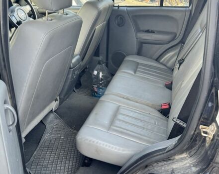 Черный Джип Либерти, объемом двигателя 2.8 л и пробегом 145 тыс. км за 4000 $, фото 4 на Automoto.ua