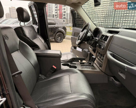 Черный Джип Либерти, объемом двигателя 3.7 л и пробегом 257 тыс. км за 6999 $, фото 18 на Automoto.ua