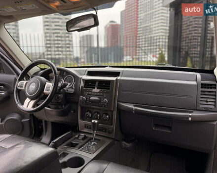 Черный Джип Либерти, объемом двигателя 3.7 л и пробегом 257 тыс. км за 6999 $, фото 24 на Automoto.ua