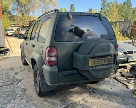 Черный Джип Либерти, объемом двигателя 2.8 л и пробегом 145 тыс. км за 4000 $, фото 1 на Automoto.ua