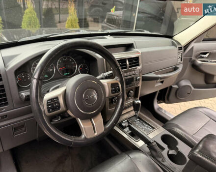 Черный Джип Либерти, объемом двигателя 3.7 л и пробегом 257 тыс. км за 6999 $, фото 13 на Automoto.ua