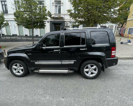 Чорний Джип Liberty, об'ємом двигуна 3.7 л та пробігом 180 тис. км за 8900 $, фото 4 на Automoto.ua
