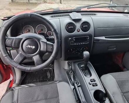 Красный Джип Либерти, объемом двигателя 3.7 л и пробегом 190 тыс. км за 7700 $, фото 7 на Automoto.ua