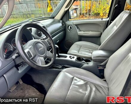 Джип Liberty 2006 у Люботине на Automoto.ua Джип Liberty, об'ємом двигуна 2.8 л та пробігом 300 тис. км за 3500 $, фото 10 на Automoto.ua