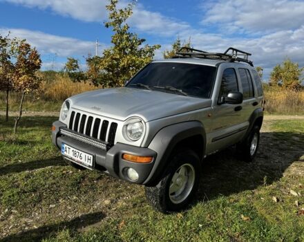 Серый Джип Либерти, объемом двигателя 2.5 л и пробегом 161 тыс. км за 5300 $, фото 1 на Automoto.ua